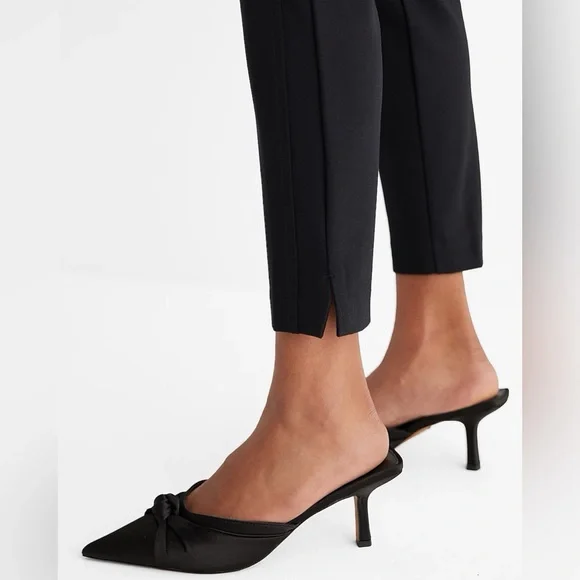 Express Columnist Fitted Through Knit Ankle High Rise Size S 🩵 - Picture 2 of 10